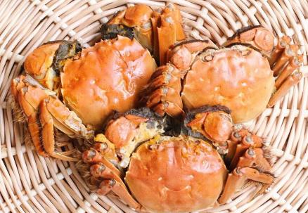 吃螃蟹不能吃什么食物水果，切记！